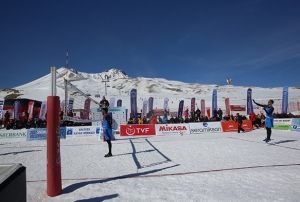  Trkiye, kar voleybolu ile ilk kez Erciyeste tant