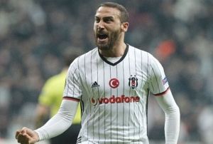 Cenk Tosun, kariyerinin zirvesinde