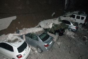 stinat duvar aralarn zerine kt 