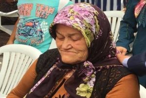ehit Astsubay mer Halisdemir'in annesi vefat etti