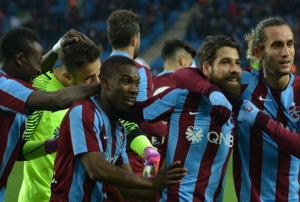 Trabzonspor ligin ilk yarsn unutturdu