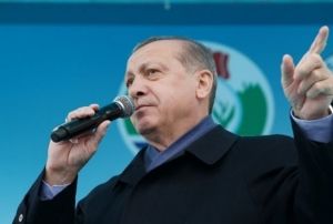 Cumhurbakan Erdoan, hemehrileriyle bulutu