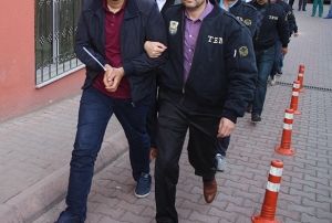 FET/PDY operasyonunda gzaltna alnan 32 retmenden 8'i adliyede