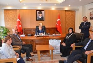 Vali Sleyman Kam: Aile en kutsal kurumlarmzdan biri