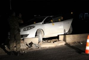 anlurfada otomobile silahl saldr: 2 l