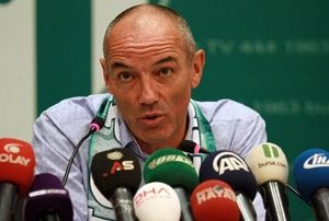 Paul Le Guen: 'Dev bir kulbe geldim'