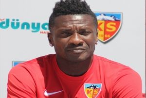 Asamoah Gyan, imzay att