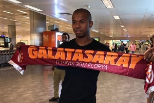 Galatasarayn yeni transferi Mariano, stanbulda