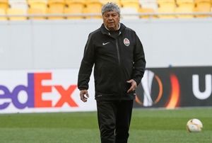 Galatasaray'da Lucescu harekt