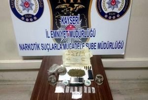 Zehir tacirlerine operasyon