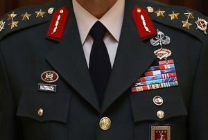 YAޒta emekliye sevk edilen general ve amiraller belli oldu