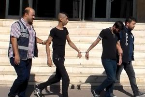 8 hrszlk olayna karan hrszlar yakaland