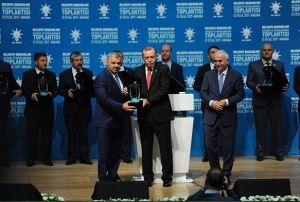 Cumhurbakan Erdoan'dan, Bakan elik'e dl