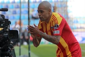  Kayserispor, Wellito'dan 1.5 milyon Euro kazand