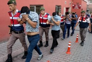 Ba evi ve villalarda hrszlk yapan ete kertildi