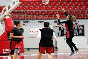 AG Spor, Euro Cup'taki ilk snavna hazrlanyor 