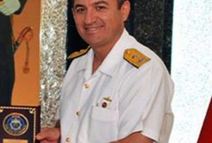 Darbeci amirale mebbet hapis