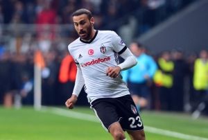 Cenk Tosun tarihe geti