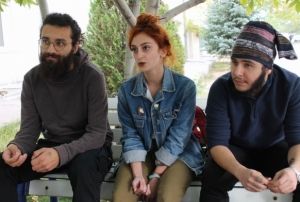 Otostopu genler 300 lira ile 3 lke dolat