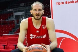 Fenerbaheli basketbolculardan milli takm aklamas