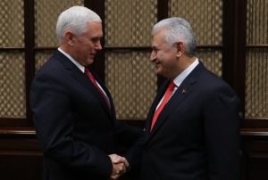 Babakan Yldrm, ABD Bakan Yardmcs Pence ile bir araya geldi