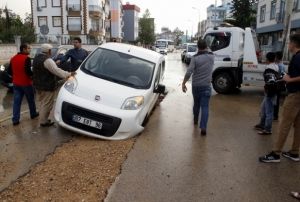 Yol kt: 2 ara mahsur kald