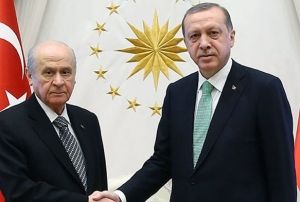 Erdoan ile Baheli arasnda srpriz grme!