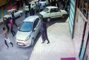 ki aile arasnda kavga: 8 yaral