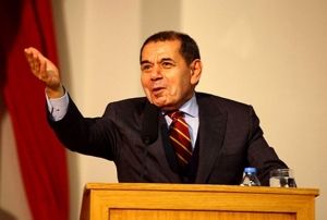 zbek: 'Galatasaray tarihi sinema filmi olacak'