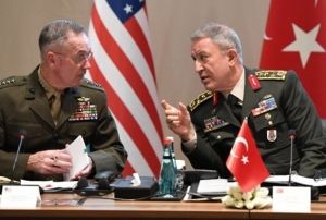 Hulusi Akar, Brksel'de ABD'li mevkidayla grecek
