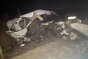 Trafik kazas: 2 l, 4 yaral