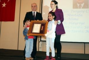 29 ehit ailesine Devlet vn Madalyas verildi