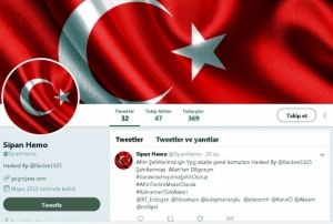 YPG'nin szde Genel Komutanna Trk bayra oku