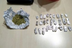 Jandarmadan kaak sigara ve uyuturucu operasyonu