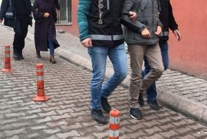Bylock'tan gzaltna alnan iki kii hakim karsnda