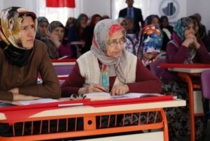  'Okuryazarlk Seferberlii' ile okuma yazma renecekler