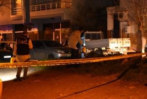 Asker kaa ahs polise saldrd: 1 polis ehit oldu, 1 polis yarala