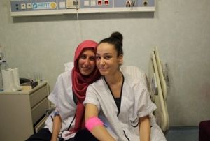 Arkadana kadnlar gnnde bbreini balad