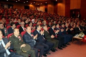 Milli air Mehmet Akif Ersoy Kayseride anld