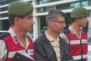 FET'den yarglanan eski Talas Kaymakam'nn eine 7,5 yl hapis
