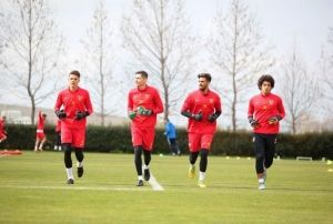 Fenerbahe mana 4 kaleci aday