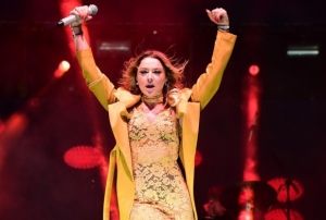 FET durumasnda ilgin 'Hadise'