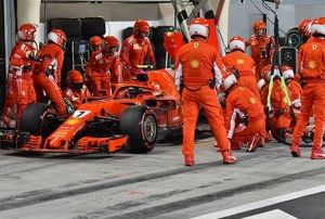 Raikkonen mekanikerin bacan ezdi
