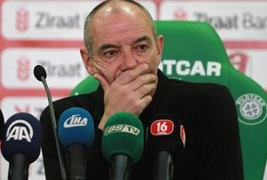 Bursaspor'da Le Guen dnemi sona erdi