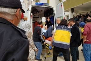 Polis memuru okulda dehet sat!