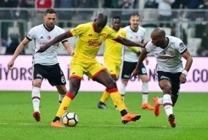 Demba Ba 2 yllk imzay atacak