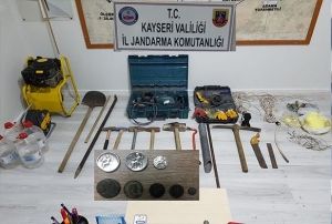 Kayseri'de kaak kaz operasyonu: 9 gzalt