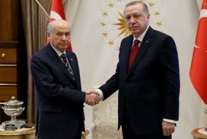 Erken seim kararnn perde arkas