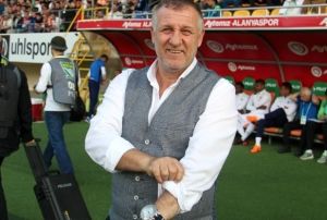 Bakkal: Muslera olay krmz karttr