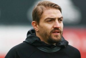 Caner Erkin sezonu kapatt